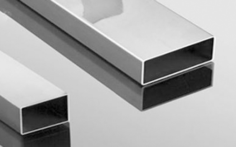 steel-hollow-01